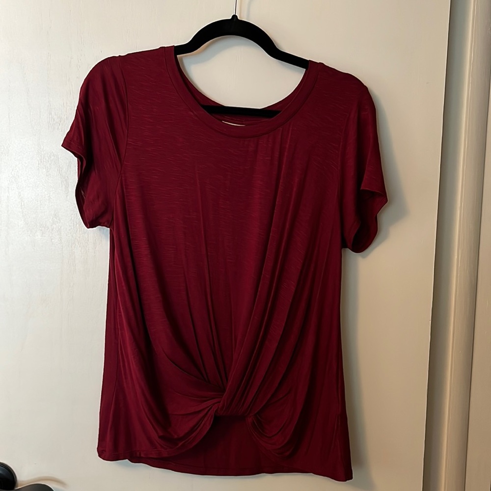 Like new! Size Medium Mossimo Top